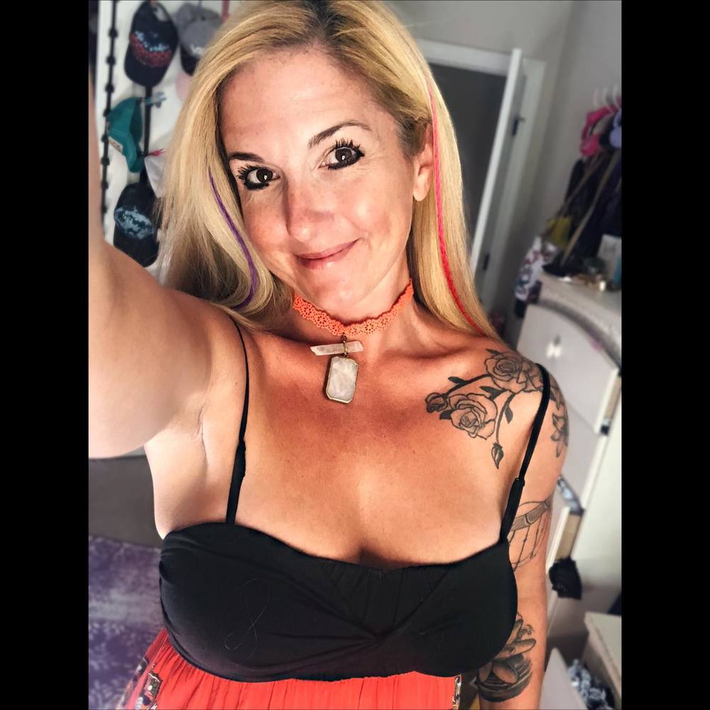 Meet your Posher, Lisa